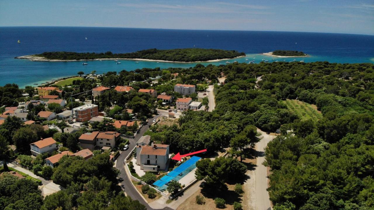 Predivan Novouredeni Apartman U Blizini Mora Banjole Exteriér fotografie